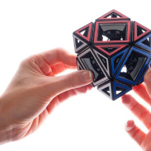 Casse-tête Hollow Skewb Cube de la marque Recent Toys disponible chez Têtard et Nénuphar