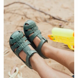 Sandales de plage Barefoot Nemo Solid de la marque Igor disponible chez Têtard et Nénuphar